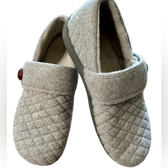 Vionic Shoes Womens Vionic Jackie Slipper With Arch Support Gray